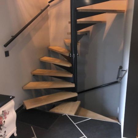 דירות Gesves Loft D Isa Avec Wifi Netflix מראה חיצוני תמונה