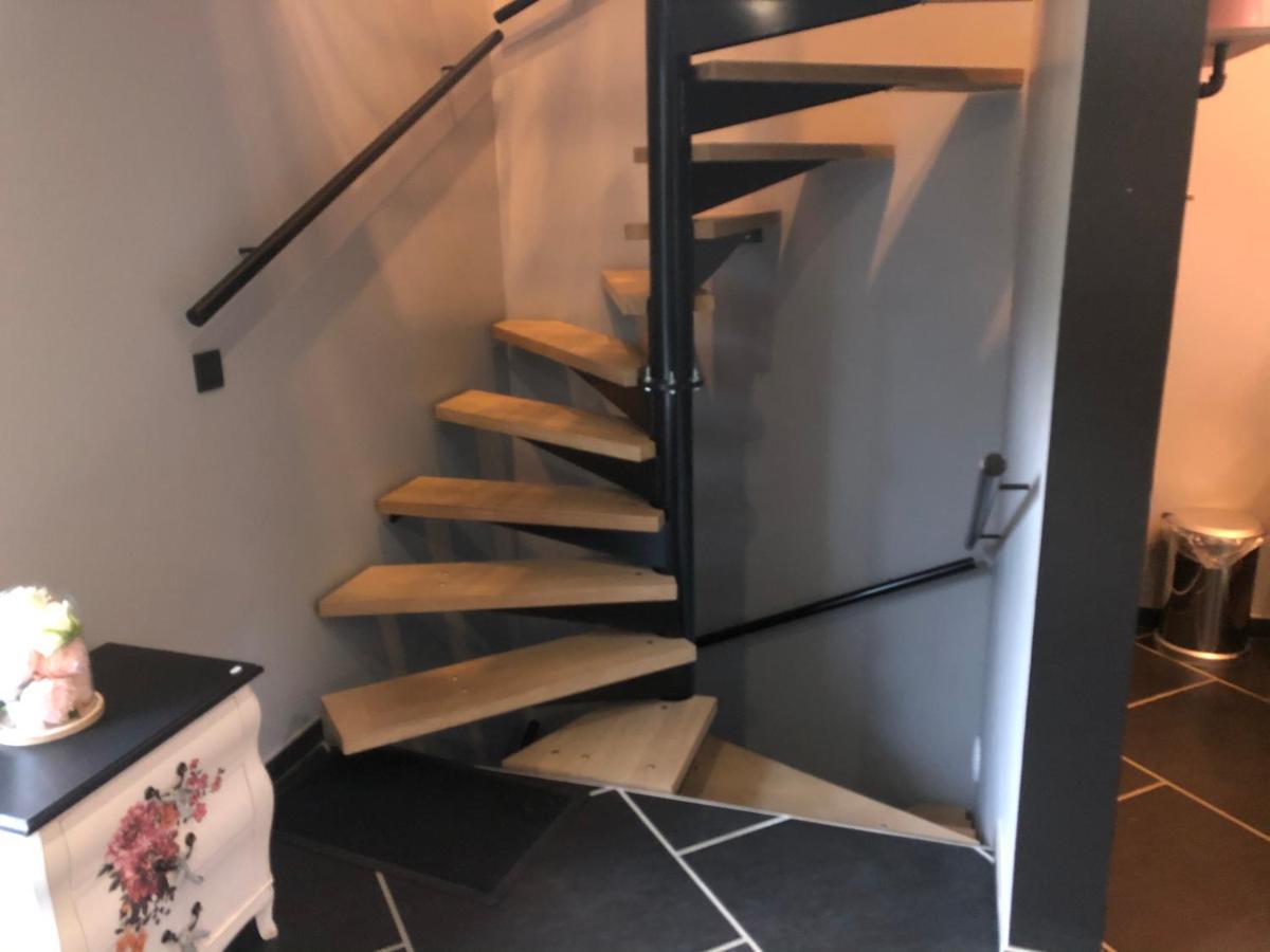 דירות Gesves Loft D Isa Avec Wifi Netflix מראה חיצוני תמונה