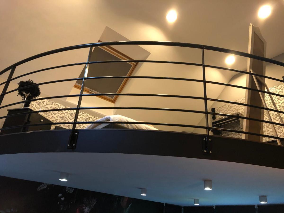דירות Gesves Loft D Isa Avec Wifi Netflix מראה חיצוני תמונה