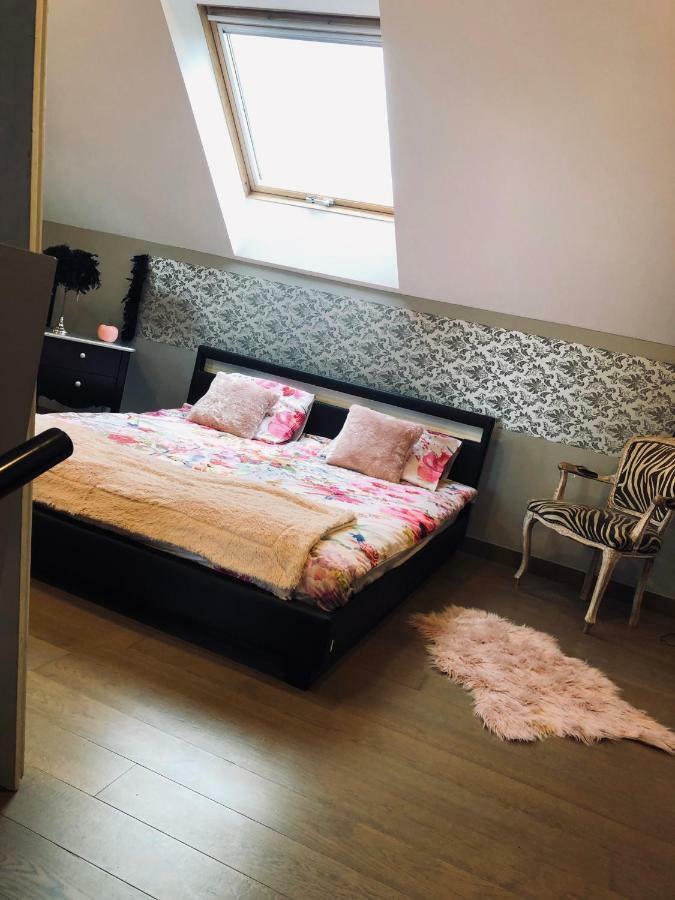 דירות Gesves Loft D Isa Avec Wifi Netflix מראה חיצוני תמונה