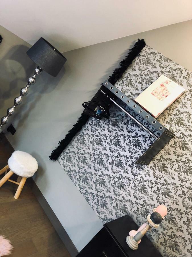 דירות Gesves Loft D Isa Avec Wifi Netflix מראה חיצוני תמונה